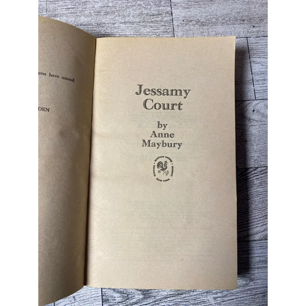 Jessamy Court Anne Maybury Bantam Witchcraft Romantic Suspense‎ Paperback 1976